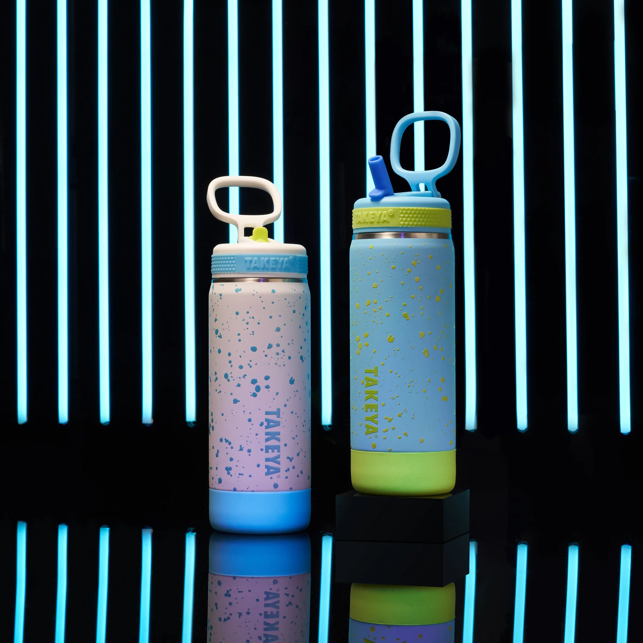 Glow In The Dark Sport Kids Water Bottle Confetti With Straw Lid - Image 17