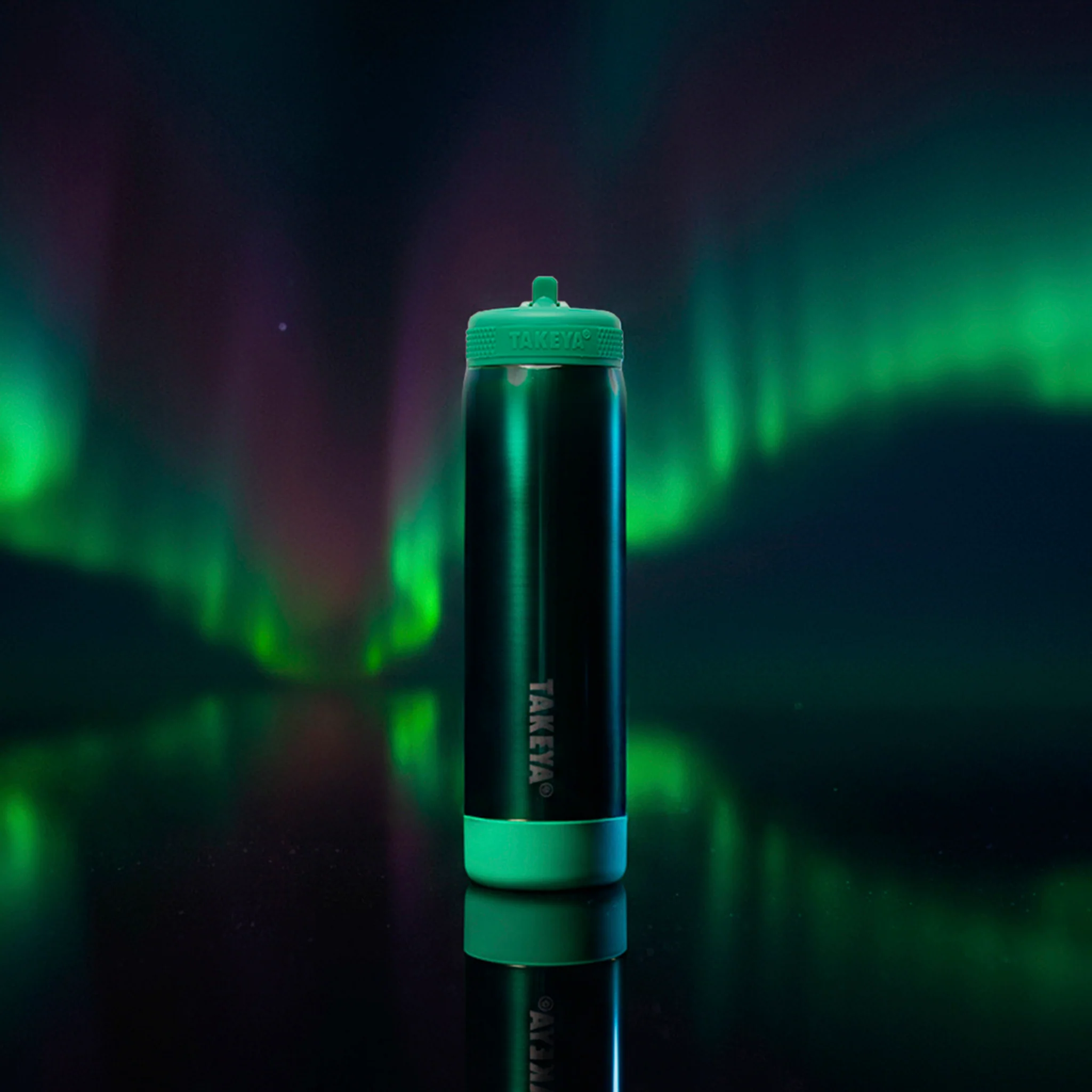 Aurora Water Bottle With Straw Lid - Image 8
