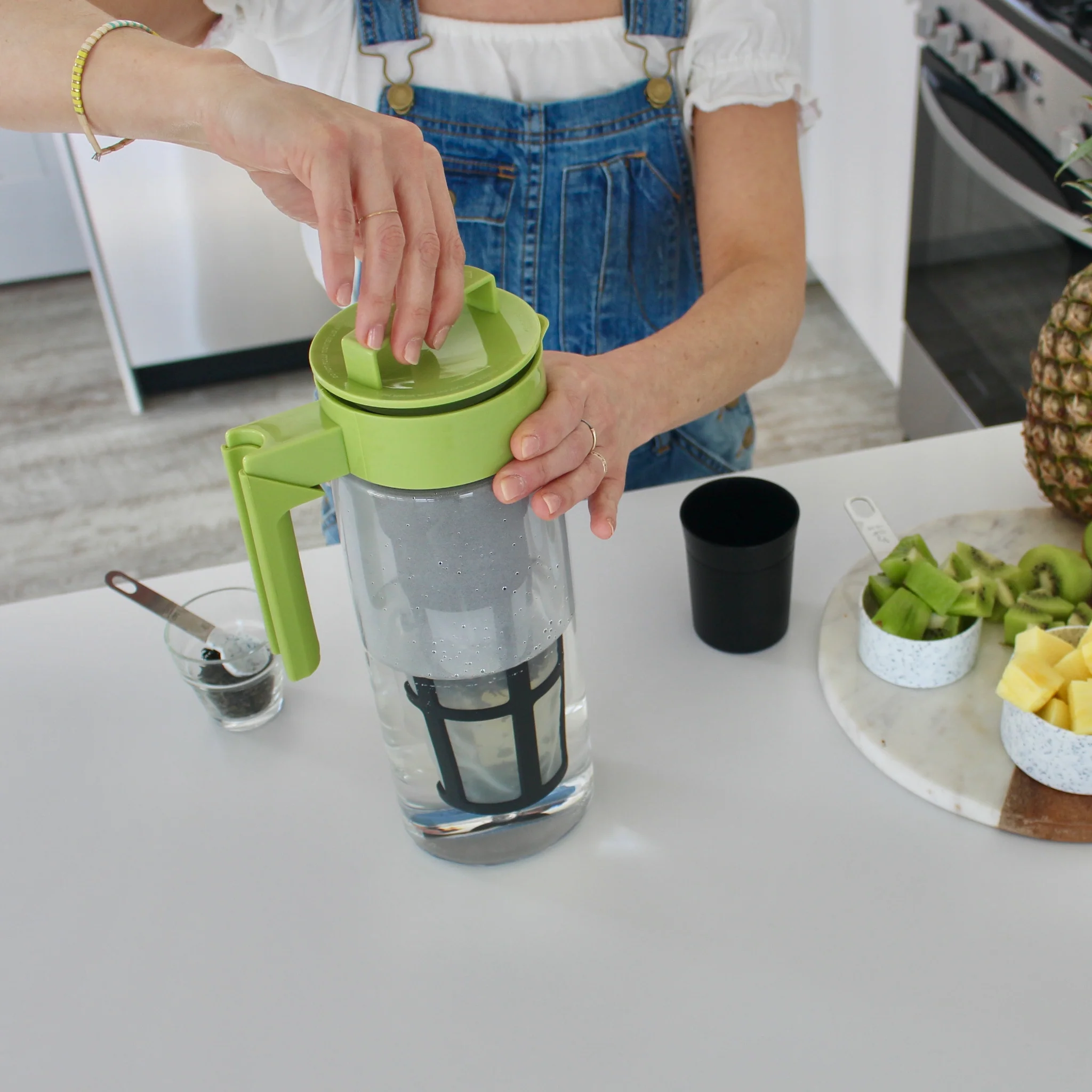 Flash Chill Iced Tea Maker - Image 23
