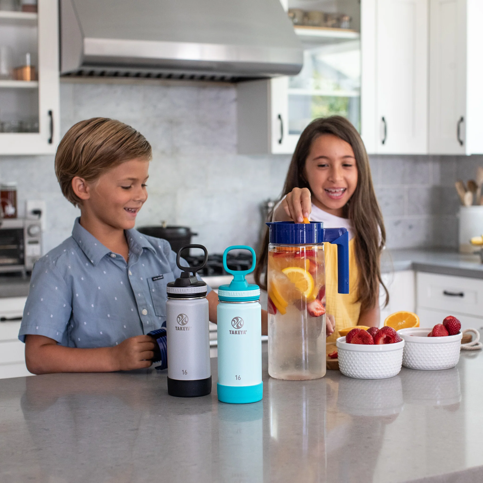 Actives Kids Water Bottle With Straw Lid - Image 57