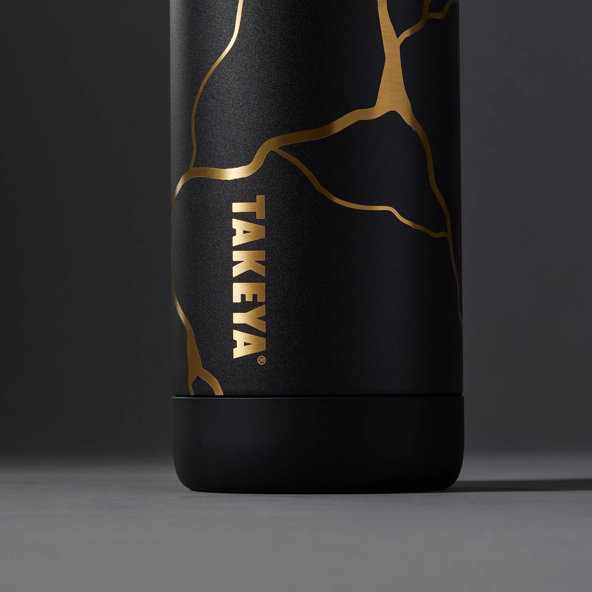 Kintsugi Water Bottle with Spout Lid - Image 11